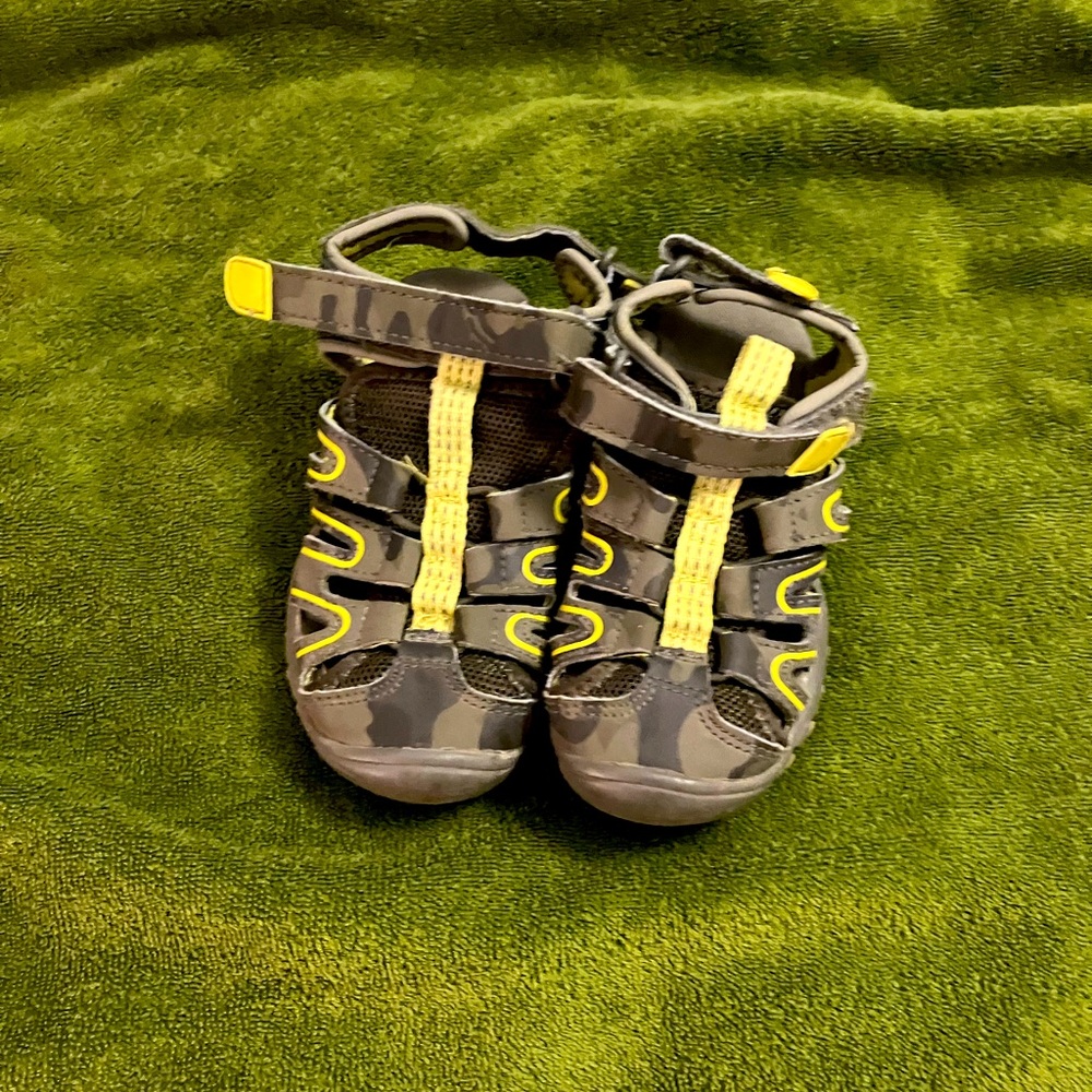 Cat & Jack Gray and Yellow Kids Sandals